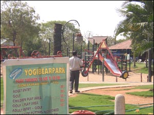 Yogi Bear Putt Putt, Mini Golf & Children's Park